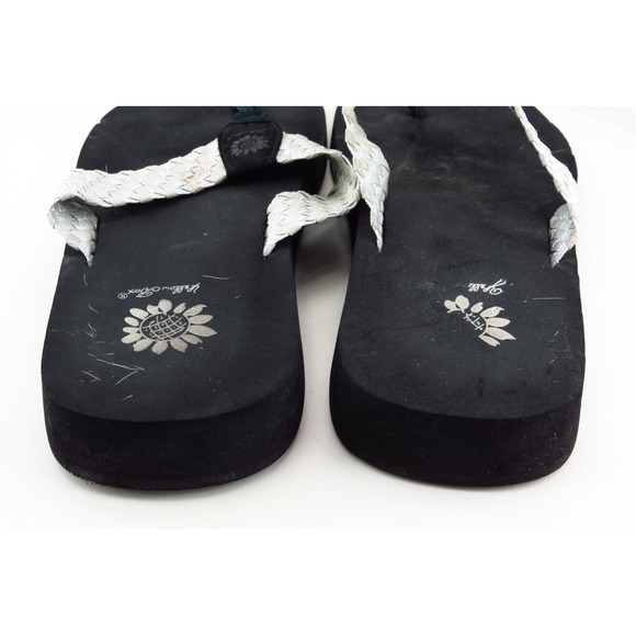 Yellow‎ Box Flip Flops Silver Fabric Women Shoes Size 8.5 Medium - Picture 4 of 6